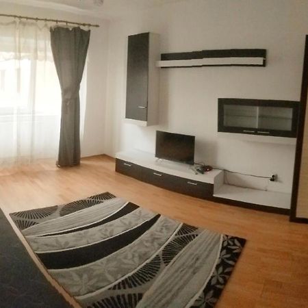 Alpha Apartment Iasi Exterior photo